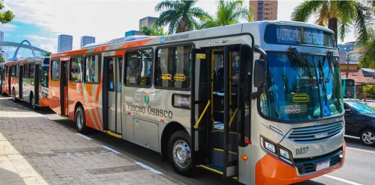 OSASCO: Prefeitura de Osasco e Viação Osasco apresentam 20 ônibus com tecido contra a covid-19